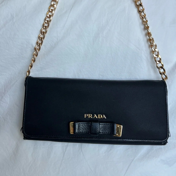 RARE Authentic PRADA Black & Gold Bow Long Slim Carryall Wallet on a Gold Chain - Picture 13 of 15
